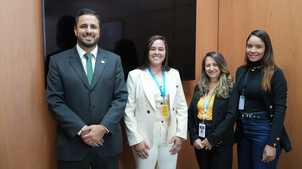 Vereadora Jordana Madeira pede ativação do sinal da TIM para o Boa Esperança, Chapada e outras localidades de Itabira