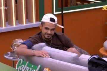 João Gabriel e Vinícius discutem após mudança de voto que levou Aline ao paredão do “BBB 25”