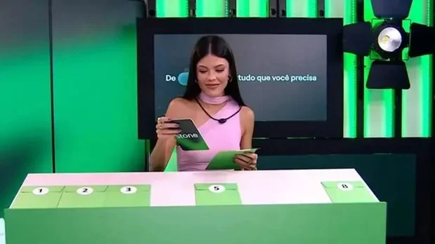 No “BBB 25”, Vitória Strada enfrenta desafio do Pegar ou Guardar e aumenta prêmio final