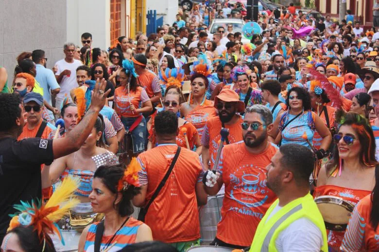 Bloco Altamente leva a ‘Resistência Carnavalesca’ para as ruas de Itabira neste domingo; confira a programação