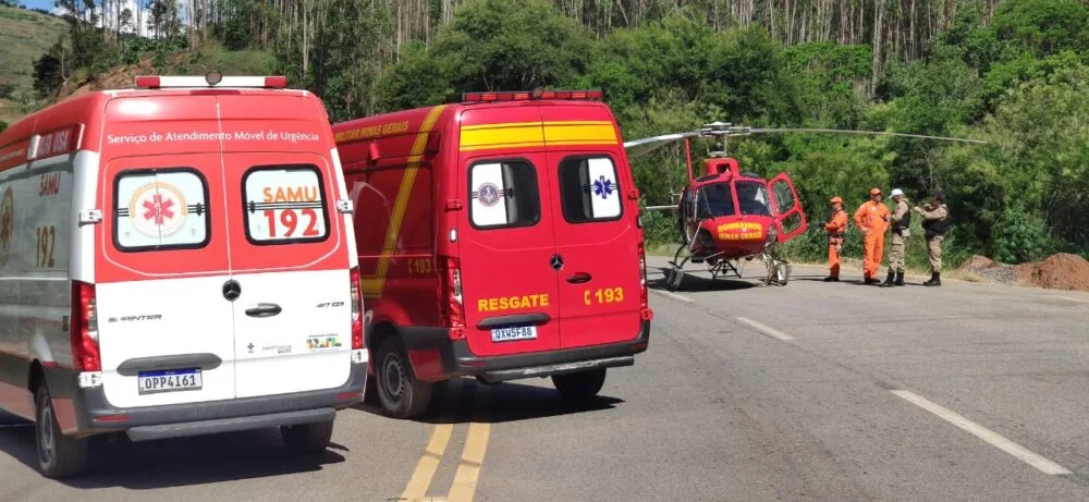 Motociclista fica gravemente ferido após colisão com carreta na MGC-120