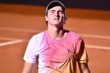João Fonseca perde para Alexandre Müller e dá adeus ao Rio Open