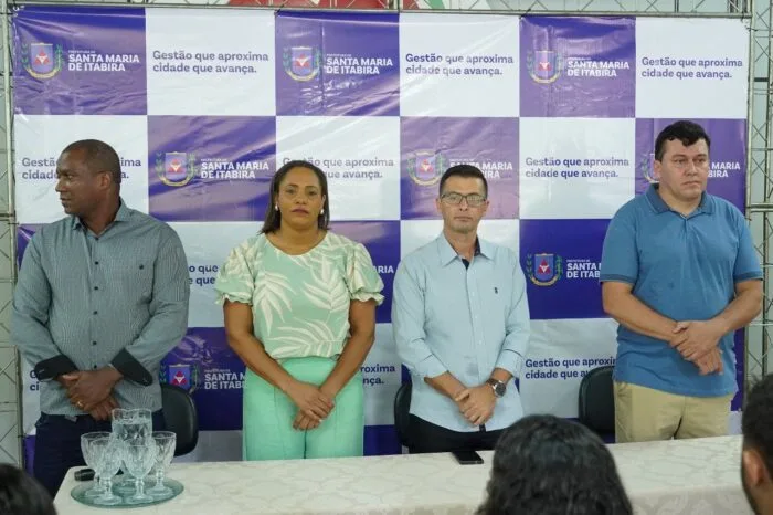 Prefeitura de Sta Mª de Itabira realiza posse de 92 servidores