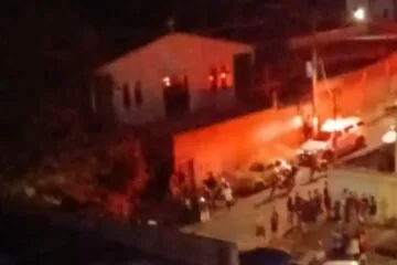 Criança atacada por rottweilers em Itabira é transferida para Belo Horizonte