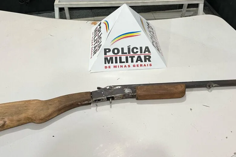 Ipoema: homem é preso por lesão corporal e posse de arma após se envolver em briga