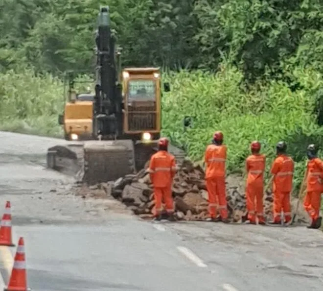 BR-381: trechos em Antônio Dias, Jaguaraçu e São Gonçalo do Rio Abaixo passam por obras nesta segunda-feira