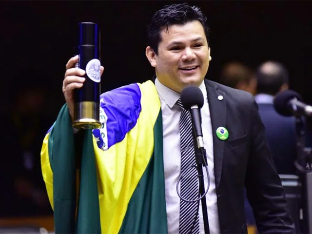 Gilvan da Federal será investigado por pedir a morte do presidente Lula Gilvan da Federal será investigado por pedir a morte do presidente Lula