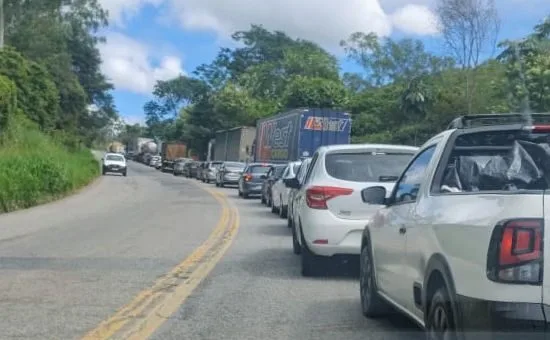 BR-381 segue em obras nesta terça-feira; confira os trechos com interdição parcial