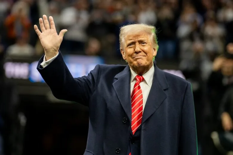Ficou de bom tamanho! Brasil é taxado em seus produtos em 10% pelo governo Trump