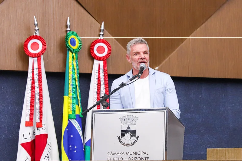 “Eu estou realizando um sonho", diz presidente da Câmara ao assumir a Prefeitura de BH