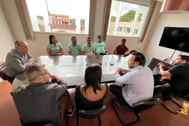 Prefeitura de São Gonçalo do Rio Abaixo entrega três galpões para a atração de novas empresas Prefeitura de São Gonçalo do Rio Abaixo entrega três galpões para a atração de novas empresas