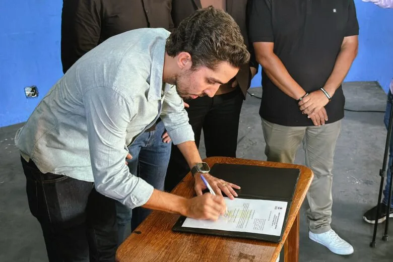 Prefeito Sanciona lei que altera nome da Guarda Municipal de Ipatinga para Polícia Municipal