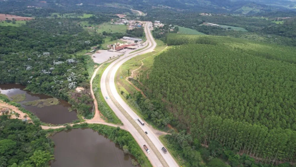 BR-381: cerca de 250 mil veículos devem circular pela rodovia no feriadão da Semana Santa e Tiradentes