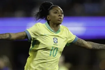 Brasil conquista vitória histórica sobre os EUA no futebol feminino; assista aos gols
