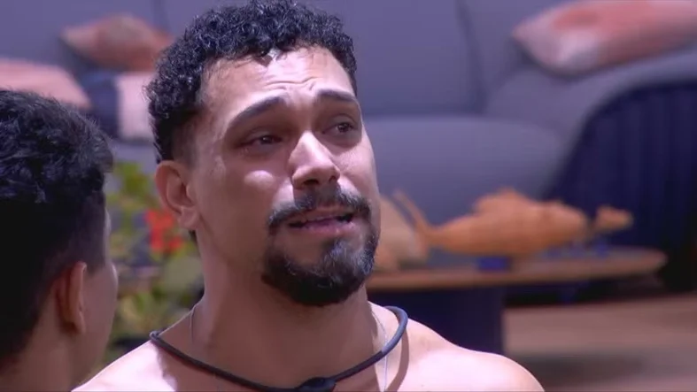 Vinícius revela que é bissexual em conversa no “BBB 25” Vinícius revela que é bissexual em conversa no “BBB 25”