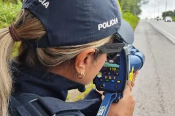 Semana Santa e Dia de Tiradentes: PRF flagra mais de 9 mil veículos com excesso de velocidade em Minas Gerais