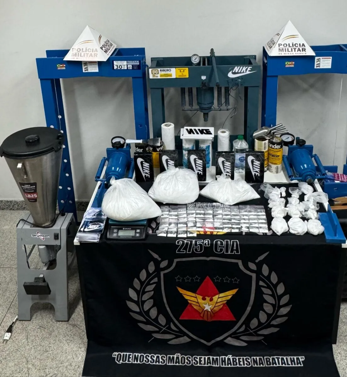 Operação conjunta desmantela laboratório de drogas com prensas hidráulicas em João Monlevade