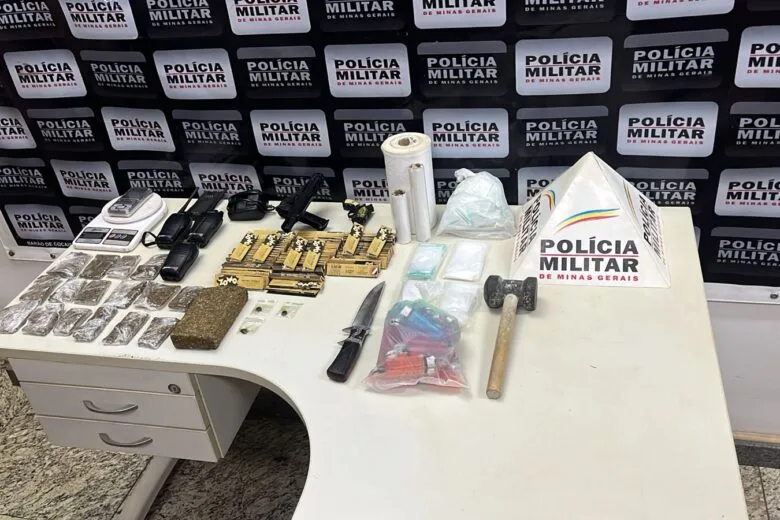 Disputa por território: trio é detido por tráfico de drogas em Barão de Cocais Disputa por território: trio é detido por tráfico de drogas em Barão de Cocais