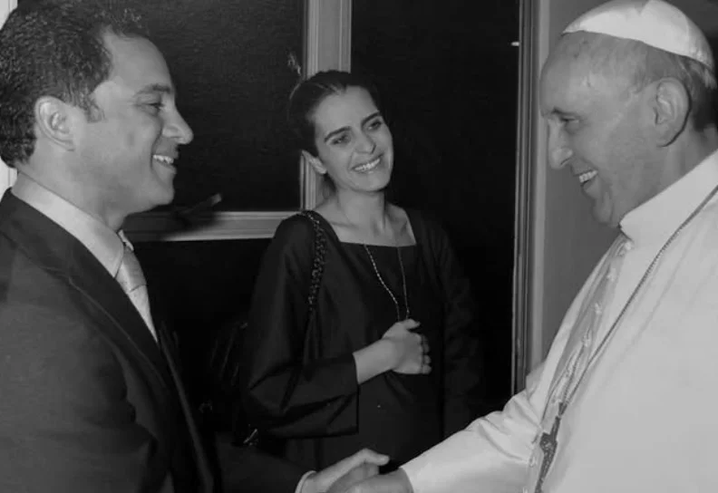 Prefeito de Itabira lamenta morte do papa Francisco nas redes sociais