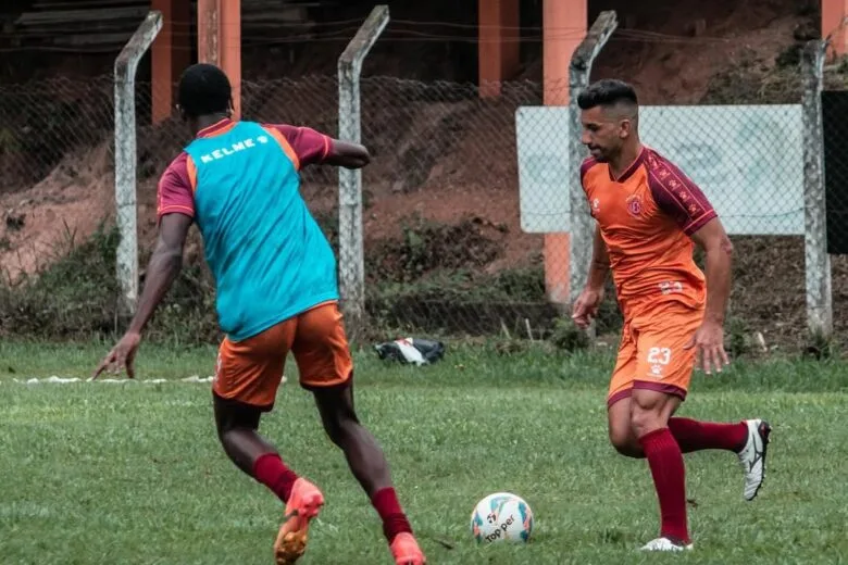 Valério estreia neste sábado no Módulo II do Campeonato Mineiro com preparação intensa e elenco confiante Valério estreia neste sábado no Módulo II do Campeonato Mineiro com preparação intensa e elenco confiante