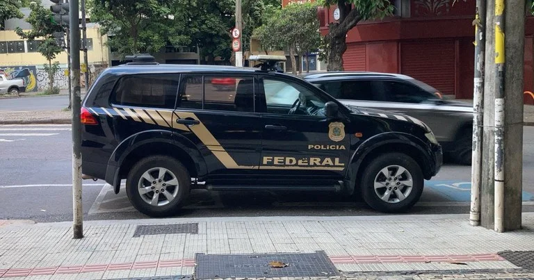 Polícia Federal desarticula grupo que fraudava benefícios do INSS em BH