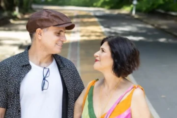 “Por Tudo o que For Amor” é atração de Lu Toledo e Valter Saty Lu no Teatro Municipal de Sabará