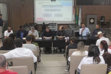Prefeitura de Itabira propõe cortar o cartão alimentação para cargos comissionados; texto tramita na Câmara