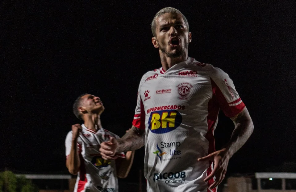 Valério vence o Guarani fora de casa e cola nos líderes do Grupo B do Módulo II do Mineiro