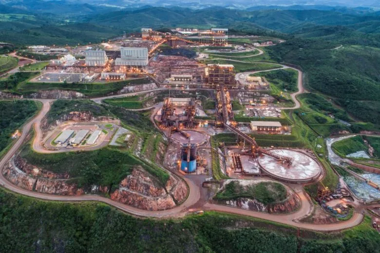 Anglo American abre mais de 70 vagas para operação de equipamentos no Sistema Minas-Rio Anglo American abre mais de 70 vagas para operação de equipamentos no Sistema Minas-Rio