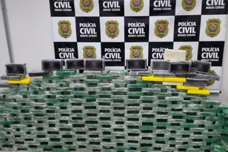 Polícia apreende mais de 230 kg de drogas na Grande BH e desarticula rota internacional de tráfico