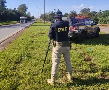 PRF registra 94 acidentes em rodovias federais de Minas durante feriado PRF registra 94 acidentes em rodovias federais de Minas durante feriado