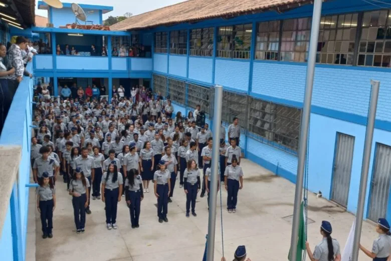 Escolas Major Lage e Marciana Magalhães em Itabira aprovam entrada no programa cívico-militar; debate segue em outras unidades