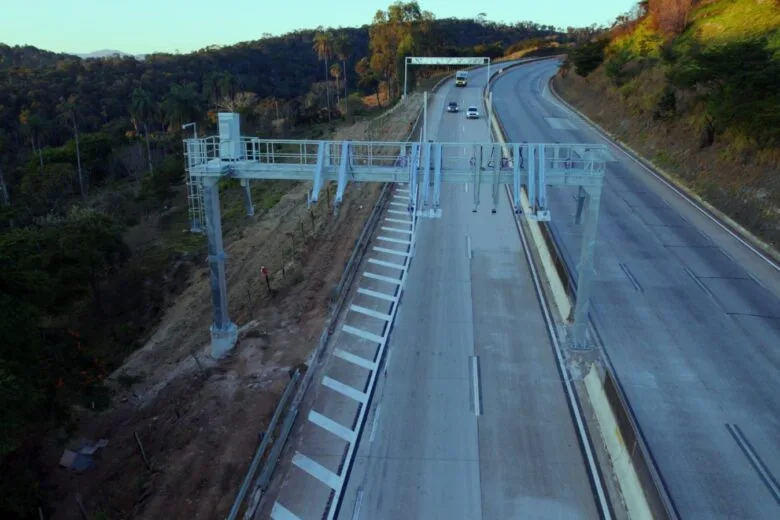 Cobrança de pedágios na BR-381 começa no próximo sábado; confira os valores Cobrança de pedágios na BR-381 começa no próximo sábado; confira os valores