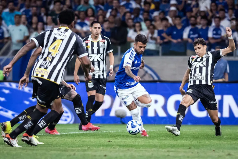 Cruzeiro poupa titulares para encerrar o Brasileirão contra o Santos; Caraça FM transmite o duelo