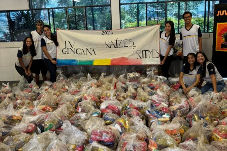 Alunos do Premen arrecadam 170 cestas básicas para instituições sociais de Itabira