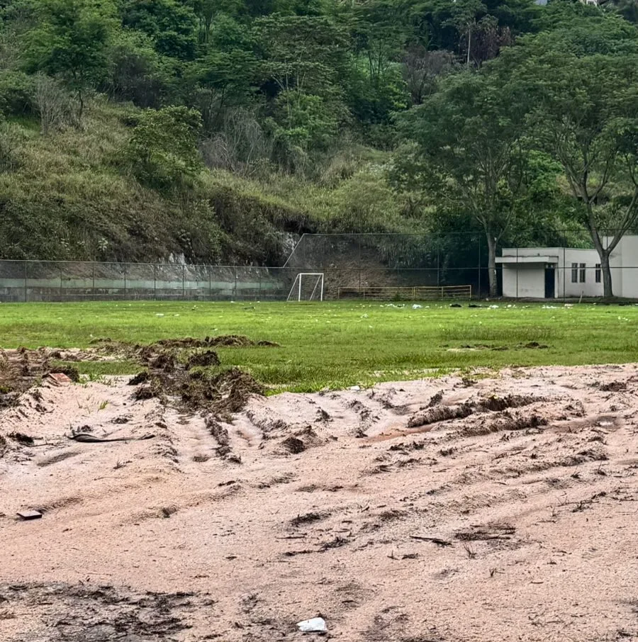 Visita de Lula passou, mas a sujeira ficou no campo do Ivipa