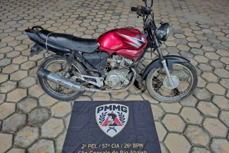 Polícia Militar prende jovem por adulteração de sinal identificador de motocicleta em São Gonçalo do Rio Abaixo