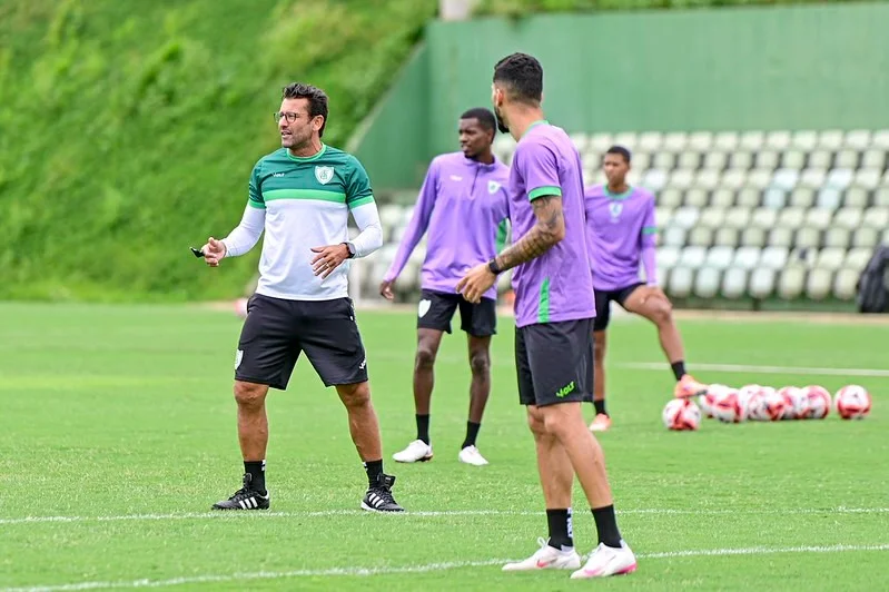 Continuidade, mudanças… rivais adotam diferentes estratégias para manter ou quebrar a hegemonia no Campeonato Mineiro