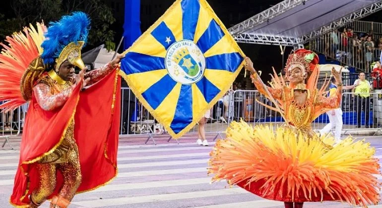 Carnaval de Passarela de BH consagra Estrela do Vale e Estivadores do Havaí como campeões de 2026 Carnaval de Passarela de BH consagra Estrela do Vale e Estivadores do Havaí como campeões de 2026