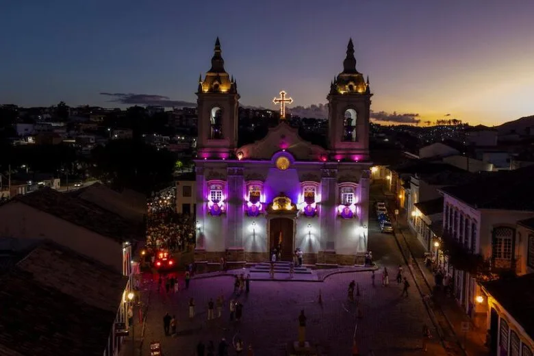 Projeto “Luzes no Patrimônio” ilumina 12 igrejas de cidades históricas de Minas Gerais