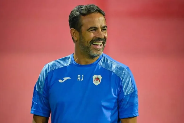 Cruzeiro fecha com Artur Jorge até 2027 e entrega ao português missão de recuperação