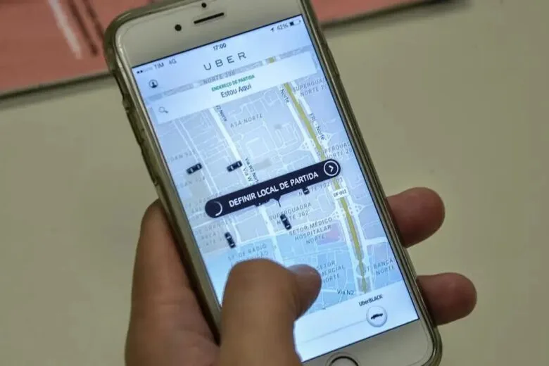 Uber terá que indenizar passageira vítima de intolerância religiosa