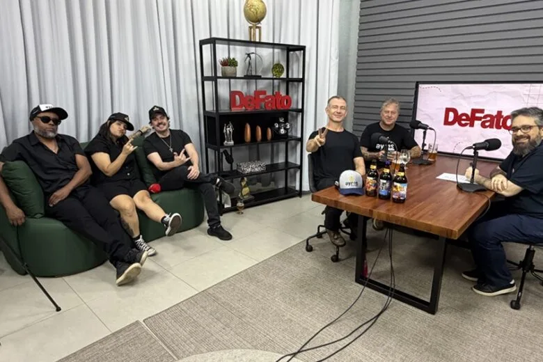 DeFato Online e Rádio Caraça FM estreiam podcast com Tianastácia e episódio já está disponível no YouTube