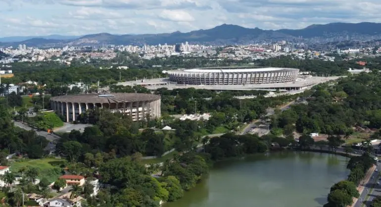 Feriado do Dia do Trabalho fecha centros de saúde e suspende limpeza urbana em BH