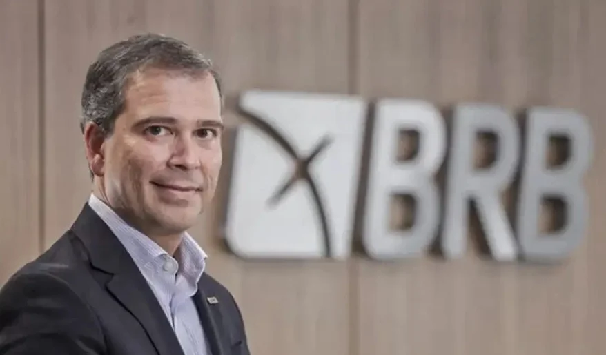 Polícia Federal prende ex-presidente do BRB citado no caso do Banco Master