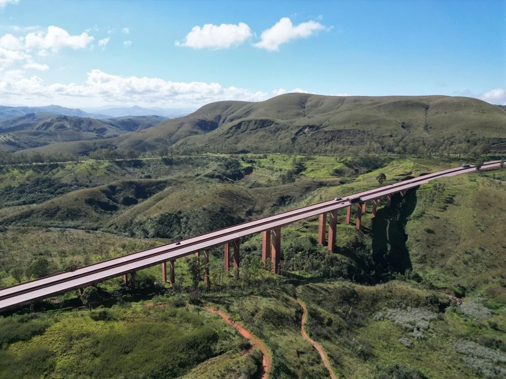 BR-040 deve receber cerca de 290 mil veículos entre BH e Juiz de Fora no feriado de Tiradentes