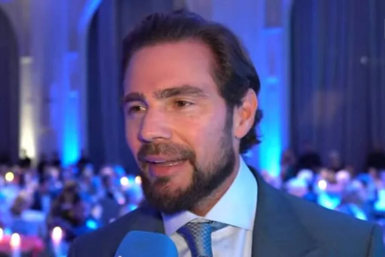 O atleticano Vorcaro pagou R$ 578 mil em rendimentos ao rival Cruzeiro