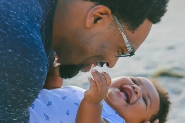 Ampliação da licença-paternidade entra em vigor a partir de 2027; saiba como vai funcionar