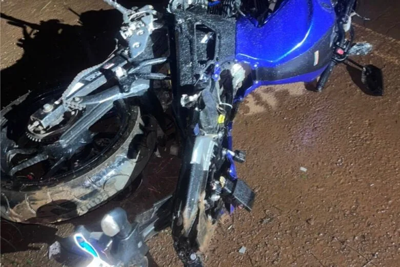 Motociclista morre após batida contra carro na MG-436, em Barão de Cocais