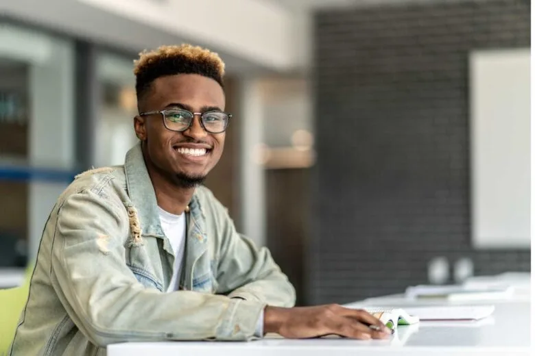 Prefeitura de Itabira abre processos seletivos com vagas em diversas áreas e salários de até R$ 6,9 mil